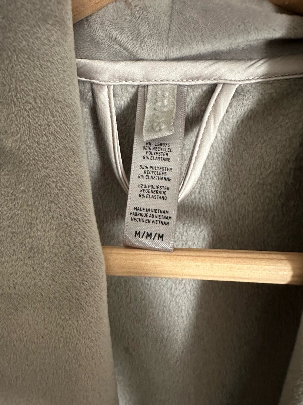 SKIMS Velour Robe - Picture 3 of 4